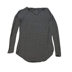 American Eagle Outfitters Black and White Soft & Sexy Long Sleeve Shirt